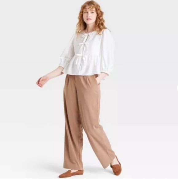 Women's Front Tie Blouse - Picture 3 of 10